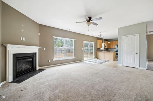 201 Willow Ridge Dr, Sanford NC  27332-8147 exterior