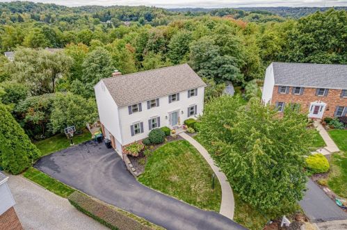 3012 Apache Ct, Gibsonia, PA 15044-8279