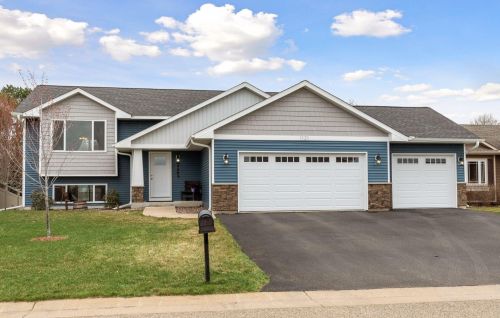 1121 Sharptail Run, New Johannesburg, WI 54017-6368