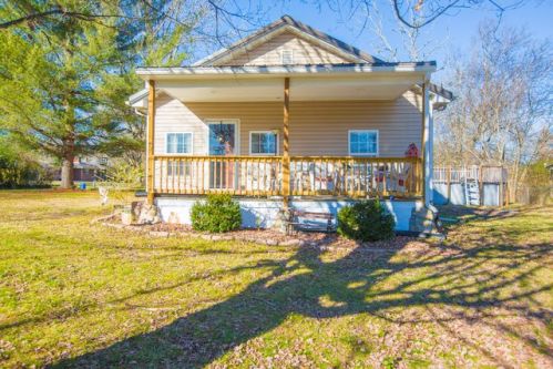 1230 Ohio Ave, Etowah, TN 37331-1206