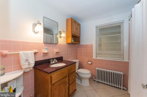 158 7th Ave, Collegeville PA  19426-1904 exterior