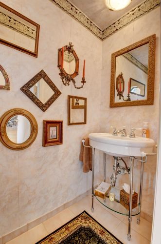 9 Windsor Ln, Boynton Beach FL  33436-6063 exterior