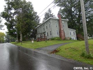 43 Pulaski St, Mexico, NY 13114-3305