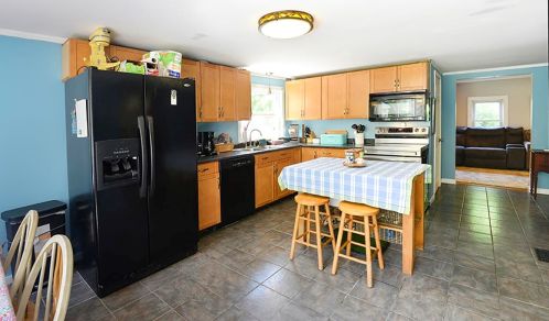 68 Old Homestead Hwy, Keene NH 03431-4449 exterior