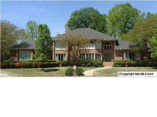 1325 Brindwood Ln, Decatur, AL 35601-6913