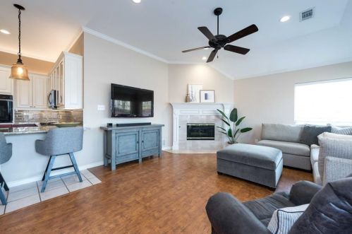 3320 Cooper Br, Denton TX  76209-7906 exterior