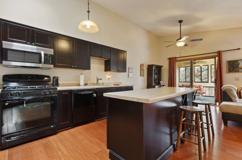 3367 Juliet Dr, Saint Paul, MN 55125-3857