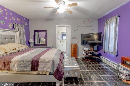 56 Mandolin Ln, Willingboro NJ  08046-2808 exterior