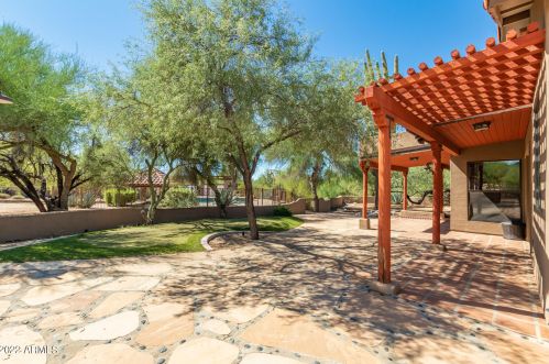 7839 Dixileta Dr, Scottsdale AZ exterior