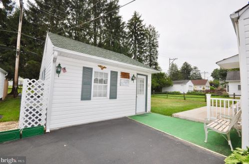 823 Willow St, Southampton PA  18966-3431 exterior