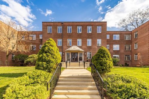 869 Farmington Ave, Hartford CT  06119-1447 exterior