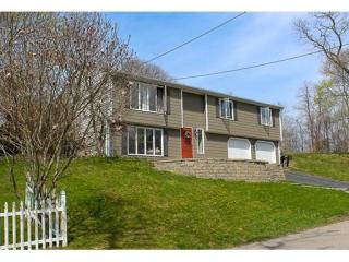 22 Harrison Ave, Barrington, RI 02806-2008
