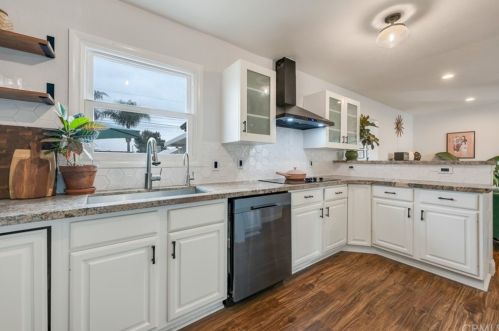 1703 Alta St, Redlands CA  92374-2329 exterior