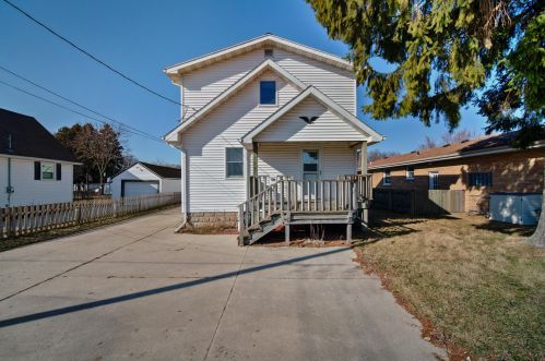 2604 13th St, Two Rivers, WI 54241-3406