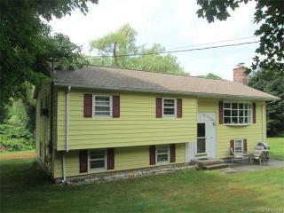 42 Roxbury Rd, Niantic, CT 06357-1836