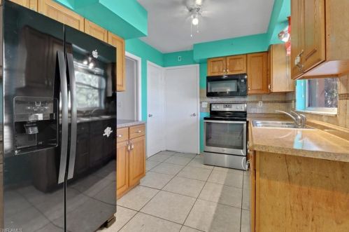 2281 44th Ter, Naples FL  34116-6474 exterior