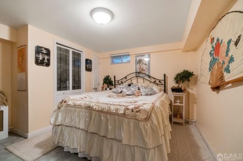 40 Wilson Ave, Morganville NJ  07751-9786 exterior