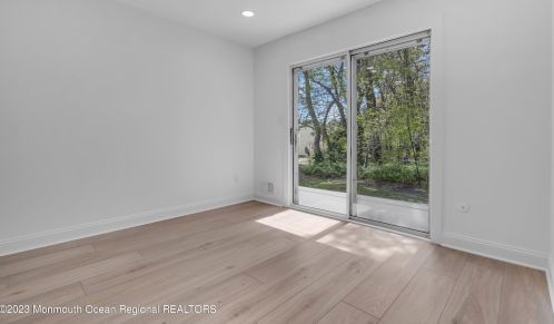 16 Jetty Ct, Bricktown NJ  08723-7225 exterior