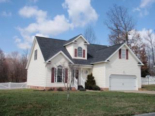 130 Royal Oaks Dr, Jonesborough, TN 37659-4850
