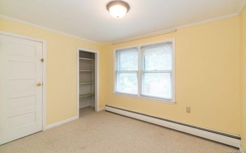 22 Circular Rd, Poughkeepsie NY 12601-4635 exterior