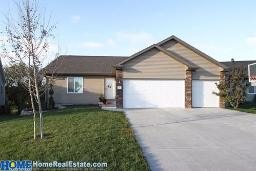 85 Vince Dr, Bennet NE  68317-2415 exterior