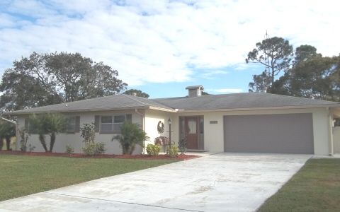 317 Spring Lake Blvd, Sebring, FL 33876-6147