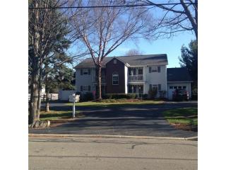 114 Heritage Ln, Mecca, OH 44410-1116