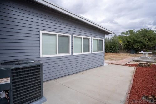 765 Denise Ln, El Cajon CA  92020-6413 exterior