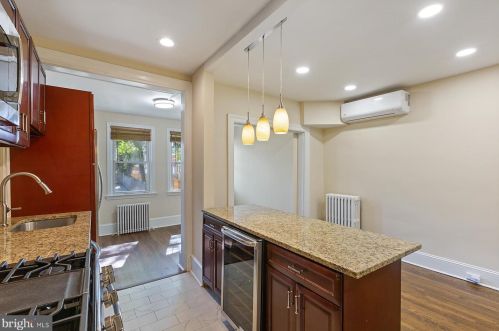 2015 Naylor Rd, Washington DC 20020-4515 exterior