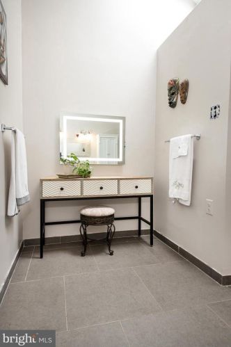 1700 Concord Ct, Blue Bell PA  19422-1336 exterior