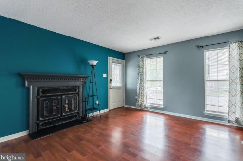 14 Mallard Ct, Charles Town WV  25414-5803 exterior