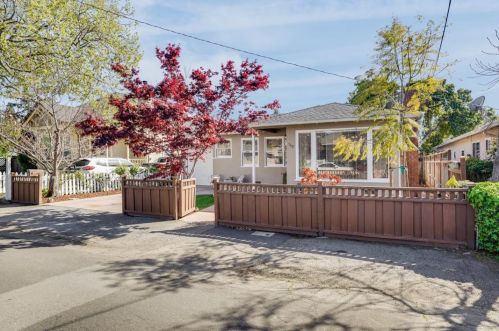 142 Bonita Ave, Redwood City, CA 94061-3704