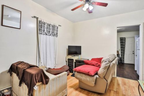 190 Winnikee Ave, Poughkeepsie NY  12601-2731 exterior