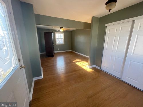 931 Center Ave, Gloucester NJ  08031-1610 exterior