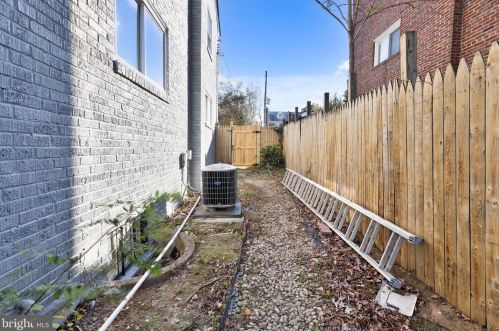 3964 Ames St, Washington DC  20019-3357 exterior