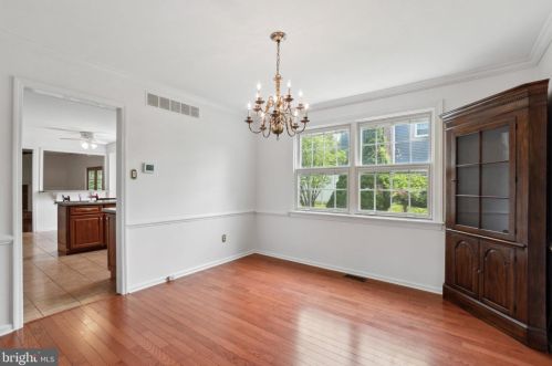 1526 Megan Cir, Blue Bell PA  19422-3625 exterior