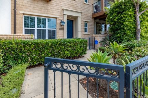 766 Olive St, Anaheim CA  92805-2733 exterior