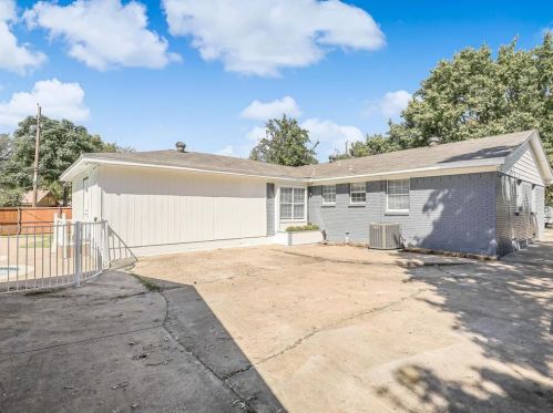 515 Bedford Dr, Richardson, TX 75080-3318