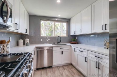 3104 Orleans, San Diego CA  92110-5947 exterior
