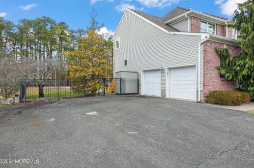 3 Sarah Ct, Jackson Twp NJ  08527-4760 exterior