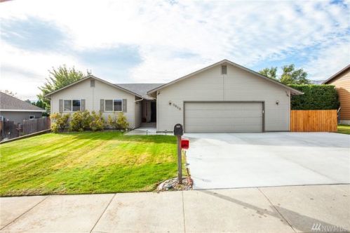 1513 4th St, Wenatchee WA  98801-1738 exterior