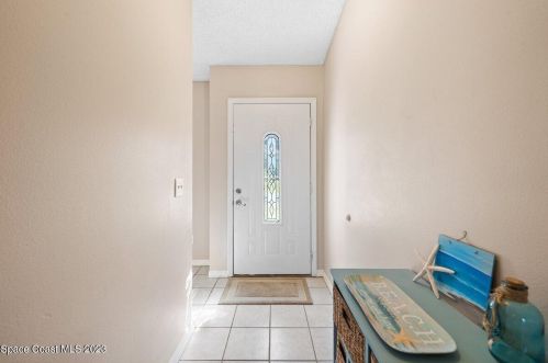 6220 Baker Cir, Cocoa FL  32927-3322 exterior