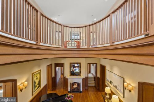 2000 Massachusetts Ave, Washington DC 20008-2834 exterior