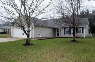 217 Fiddlers Knoll Ct, Kernersville, NC 27284-7767