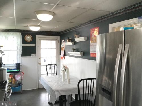 26 Johns Rd, Cheltenham PA  19012-1420 exterior