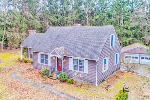 51 Wales Rd, Monson, MA 01057-1425