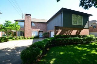1123 Gloria Ct, Sugar Land TX  77478-3844 exterior