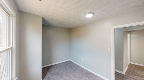 20 Ashworth St, Manchester CT  06040-5515 exterior