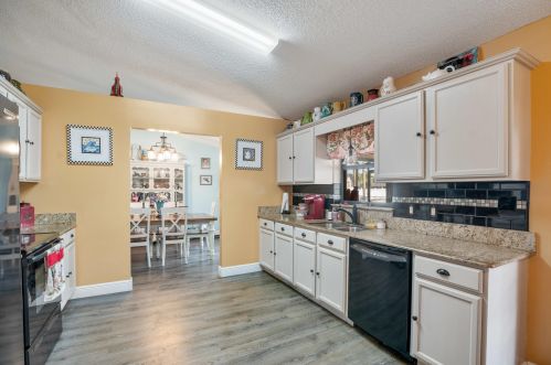 2131 Addison St, Fort Pierce FL 34984-4708 exterior