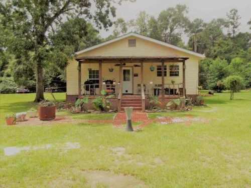 1 Whirlpool Rd, Century, FL 32535-2932